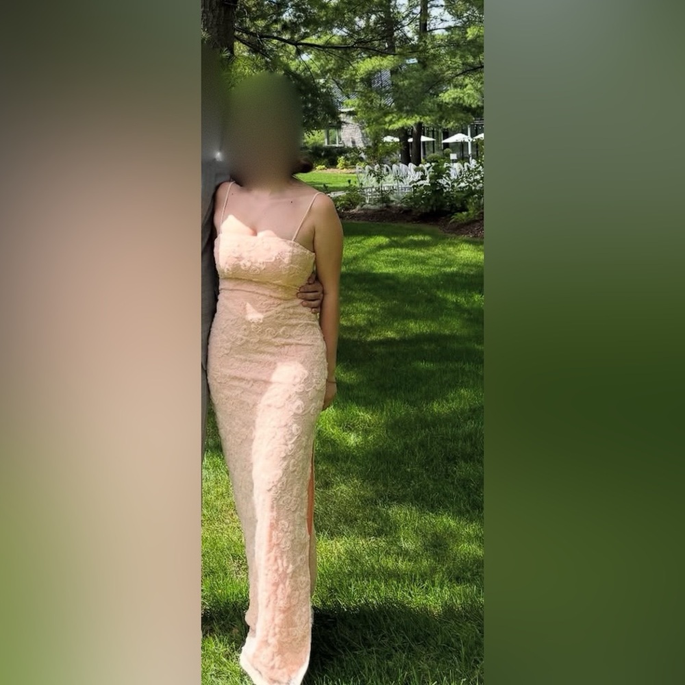 Lulu's Strapless Lace Dress in Soft Peach